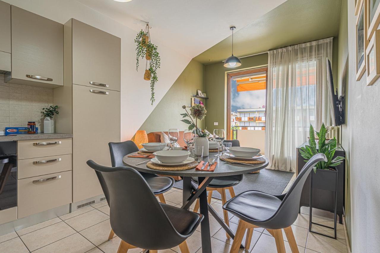 Hygge Family Apartment - One Step Away From The Lake!!! Сирмионе Экстерьер фото