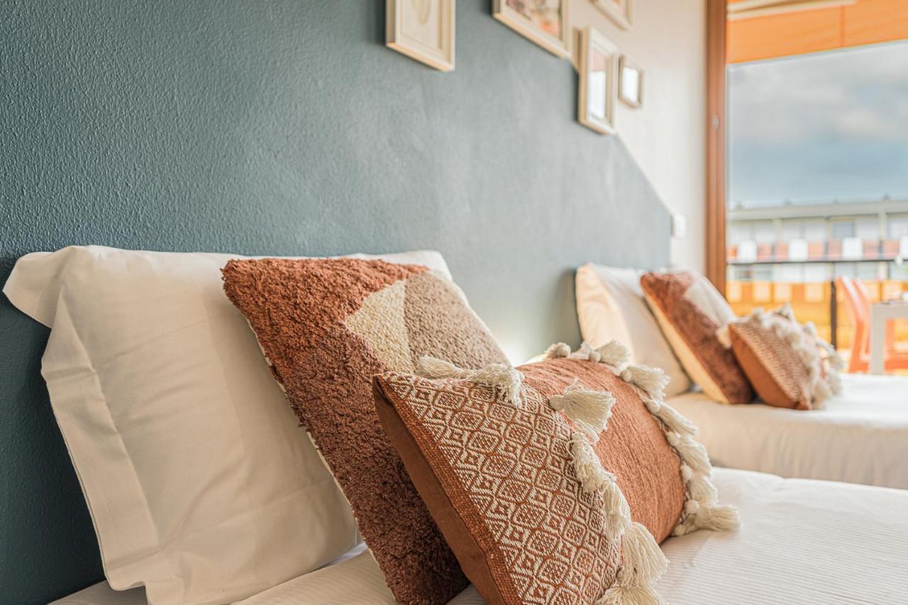 Hygge Family Apartment - One Step Away From The Lake!!! Сирмионе Экстерьер фото